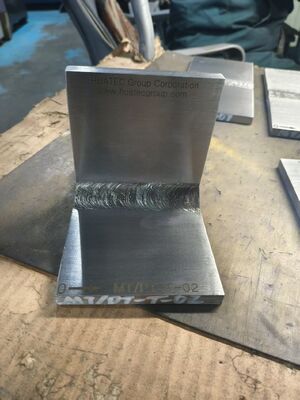 مجموعة عينات اختبار قياسية لفحص الصبغة السائلة المتغلغلة