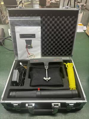 كاشف ثقوب الدبابيس لاختبار الطلاءات الوقائية عيبات أنابيب النفط والغاز والكابلات والمينا، خزان المعدات